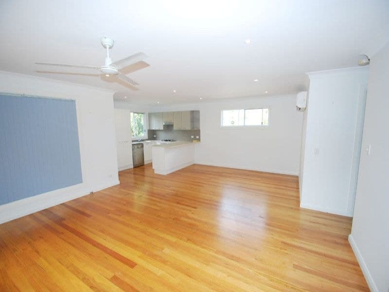 2/168 Avoca Drive KINCUMBER NSW, Kincumber - Thumbnail 2
