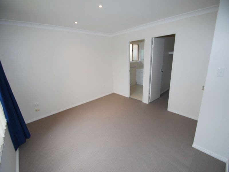 KINCUMBER, Kincumber - Thumbnail 2