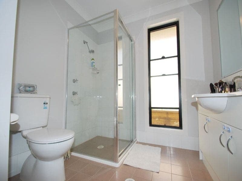 KINCUMBER, Kincumber - Image 1