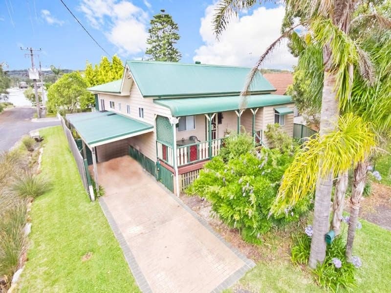 DAVISTOWN, Davistown - Image 1