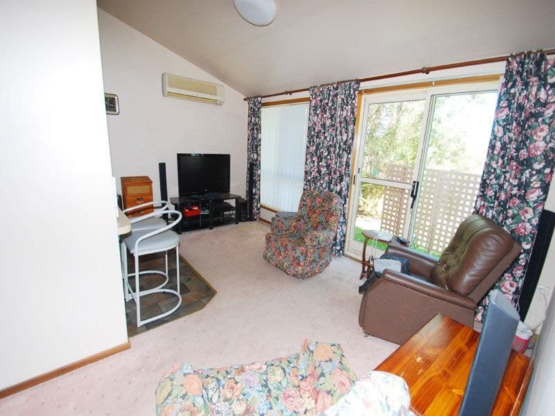 KINCUMBER, Kincumber - Thumbnail 3