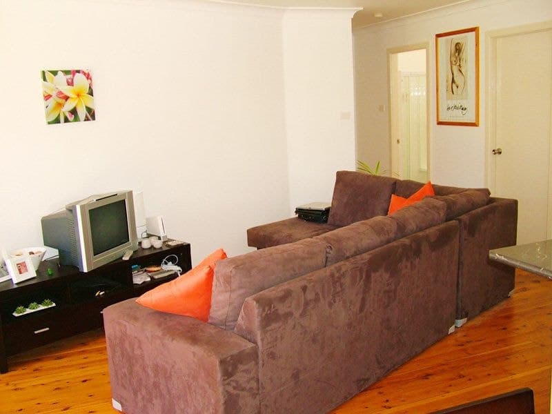 EAST GOSFORD, East Gosford - Thumbnail 4