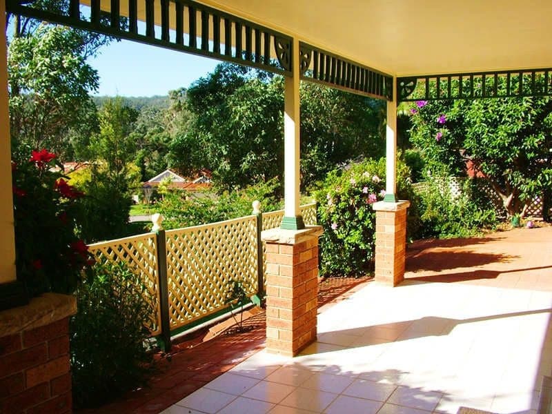 GREEN POINT, Green Point - Thumbnail 2