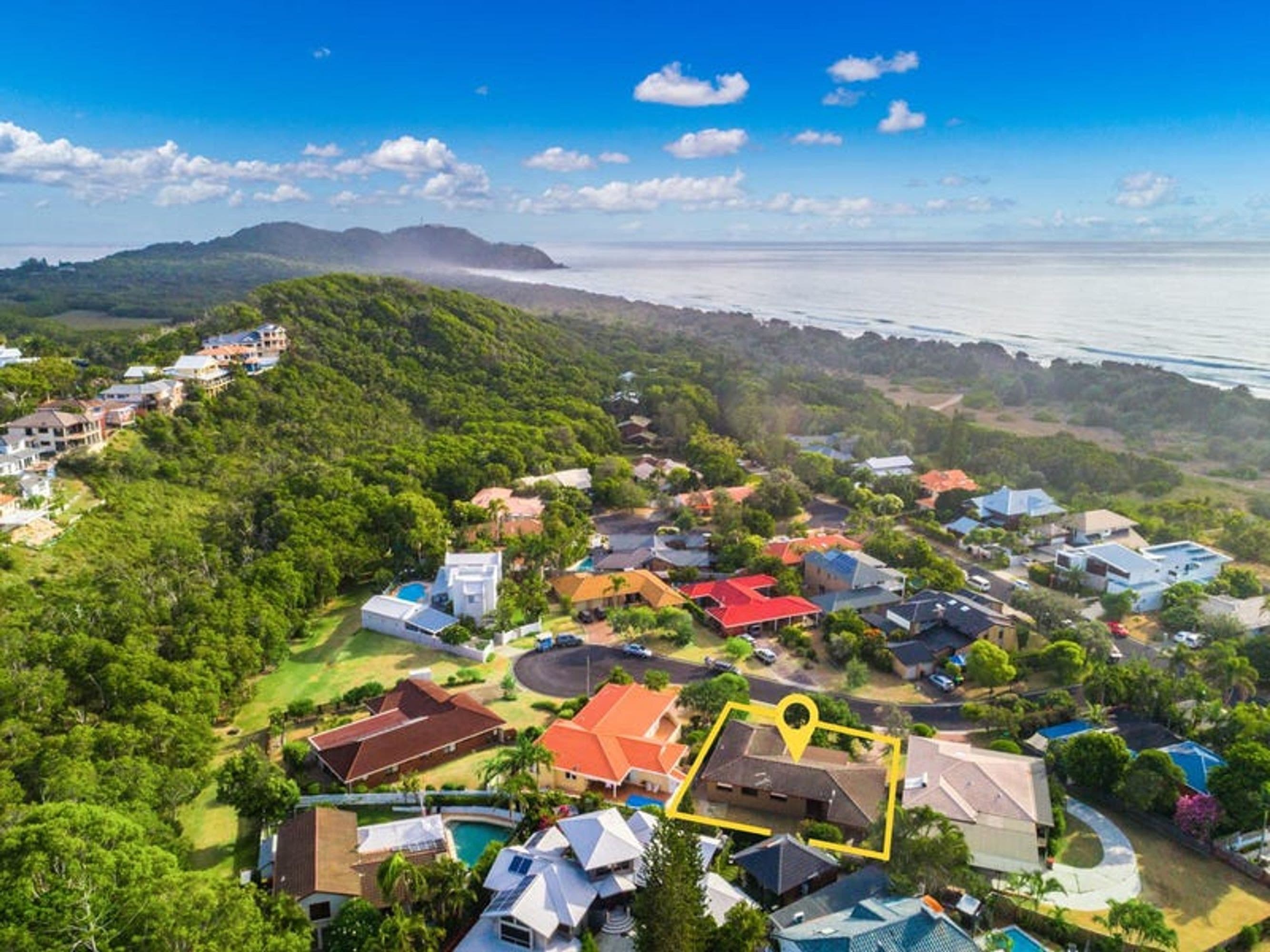 2 Seastar Court, Byron Bay - Image 1