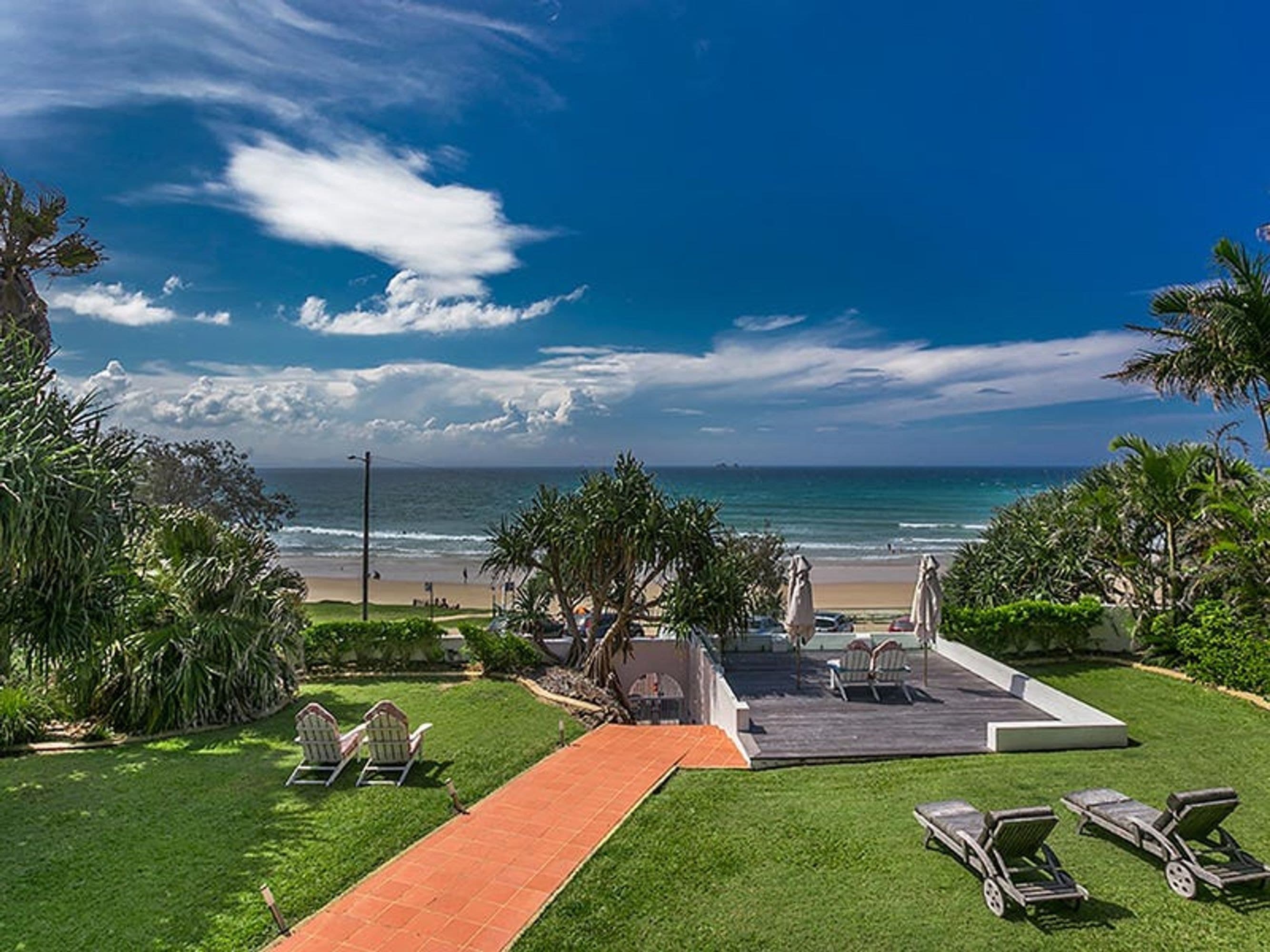 11 Marine Parade, Byron Bay - Image 1