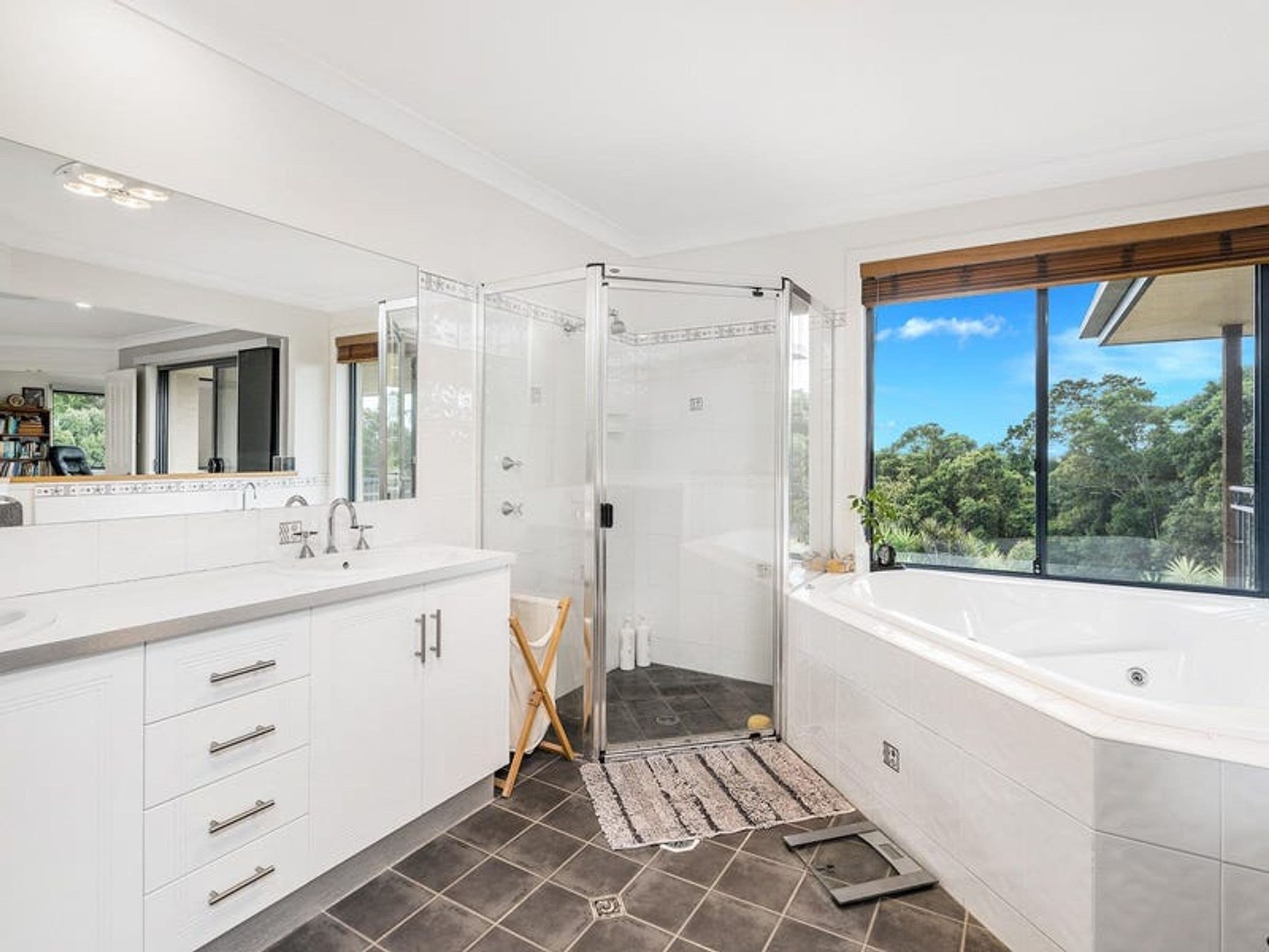 131 Phoenix Drive, Tintenbar - Thumbnail 6