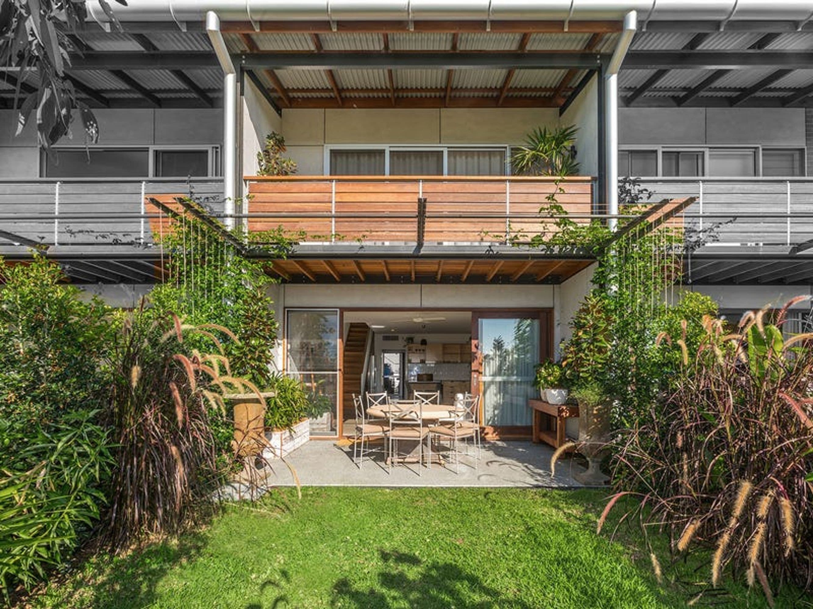 8 Porter Street, Byron Bay - Image 1