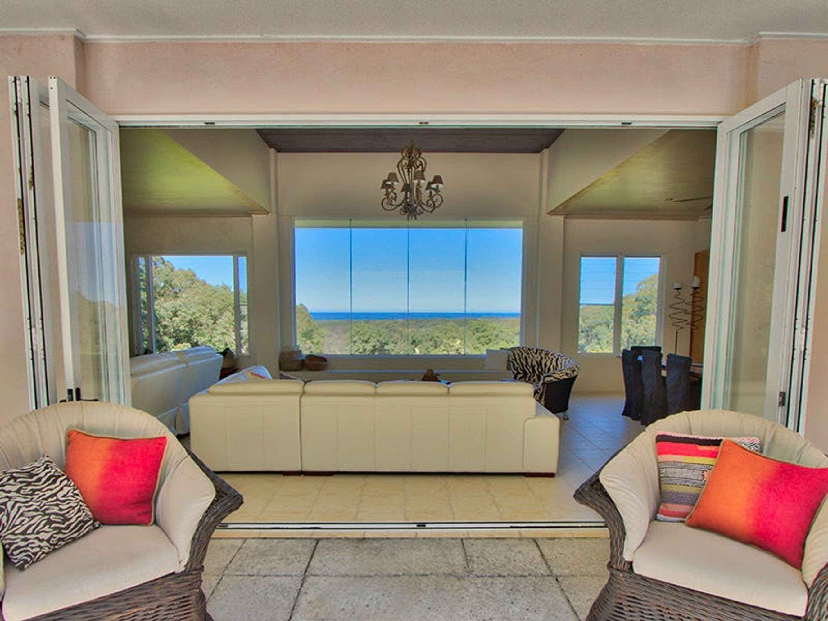 73 Old Bangalow Road, Byron Bay - Thumbnail 2