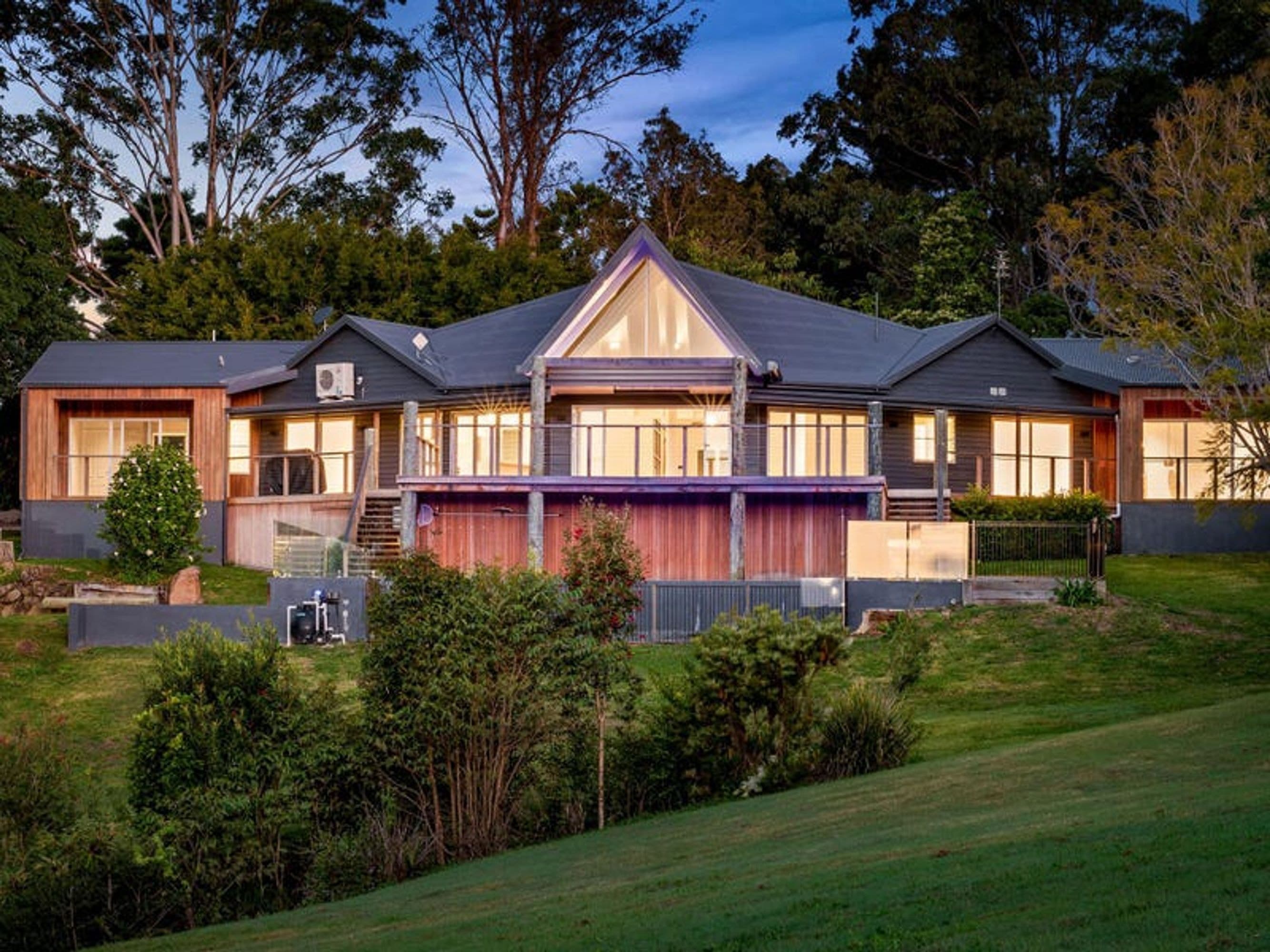 320 Skinners Shoot Road, Byron Bay - Image 1