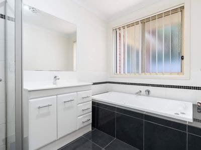 7 / 833 WATSON STREET, 7 / 833 WATSON STREET, 7 / 833 Watson Street - Thumbnail 6