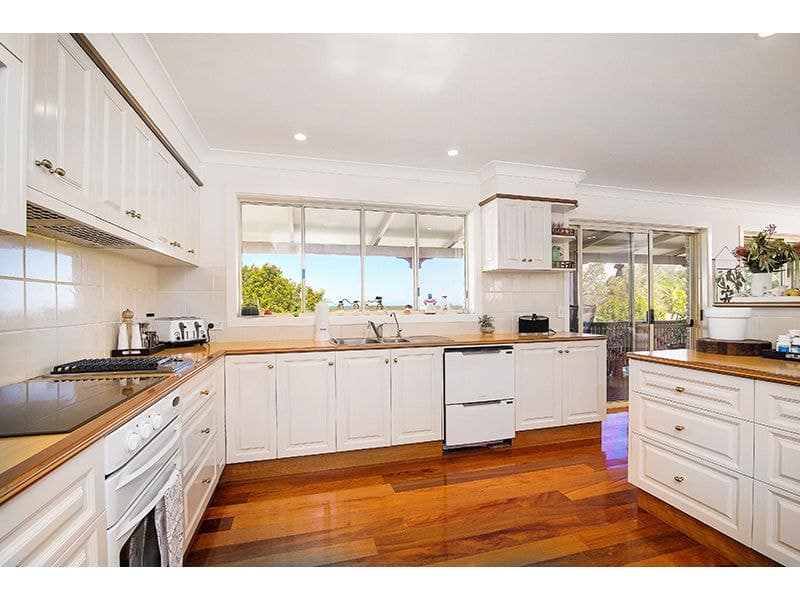 9 Banool Circuit, Ocean Shores NSW 2483, Ocean Shores - Thumbnail 3