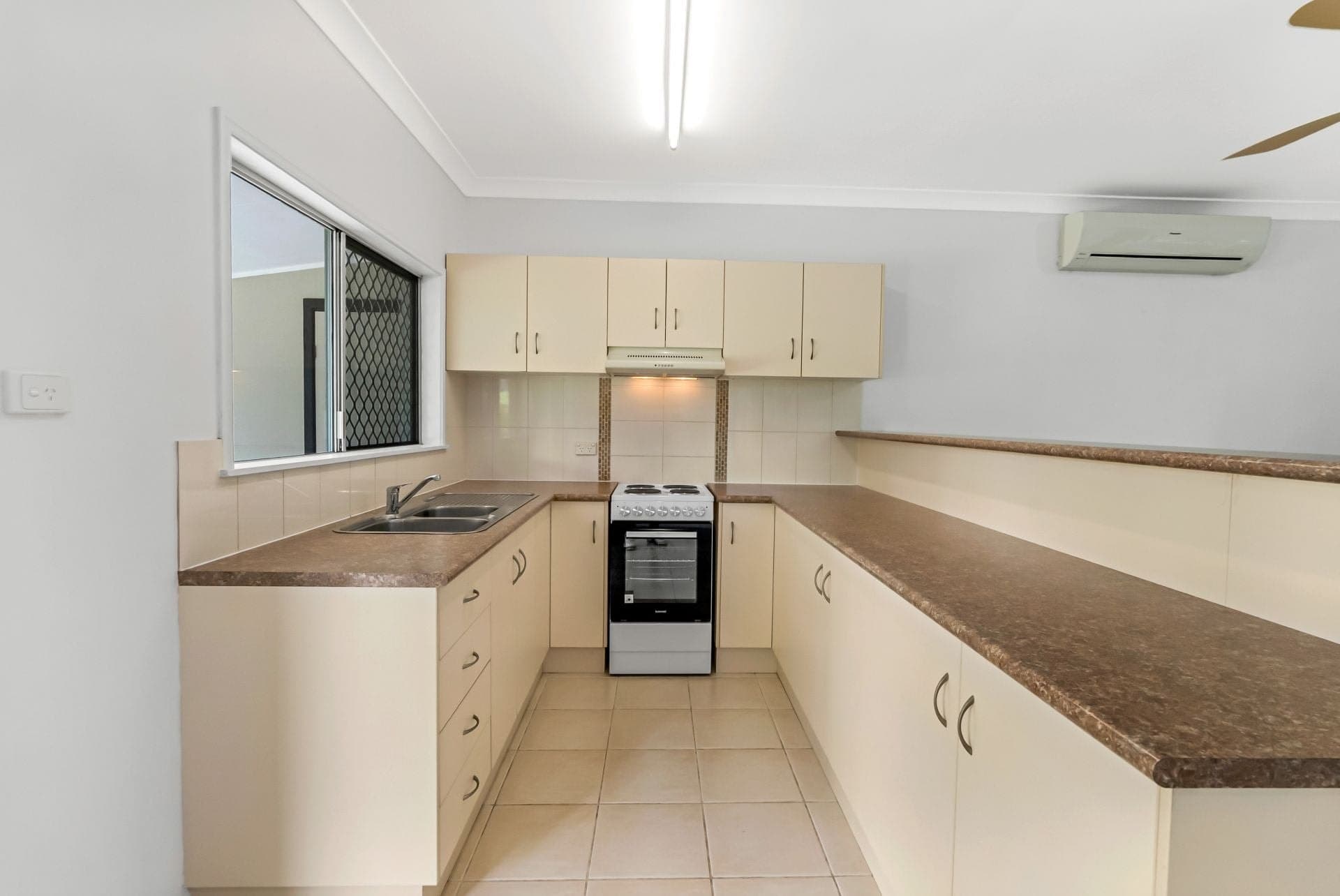 34 Manus Street, Trinity Beach QLD, Trinity Beach - Thumbnail 6