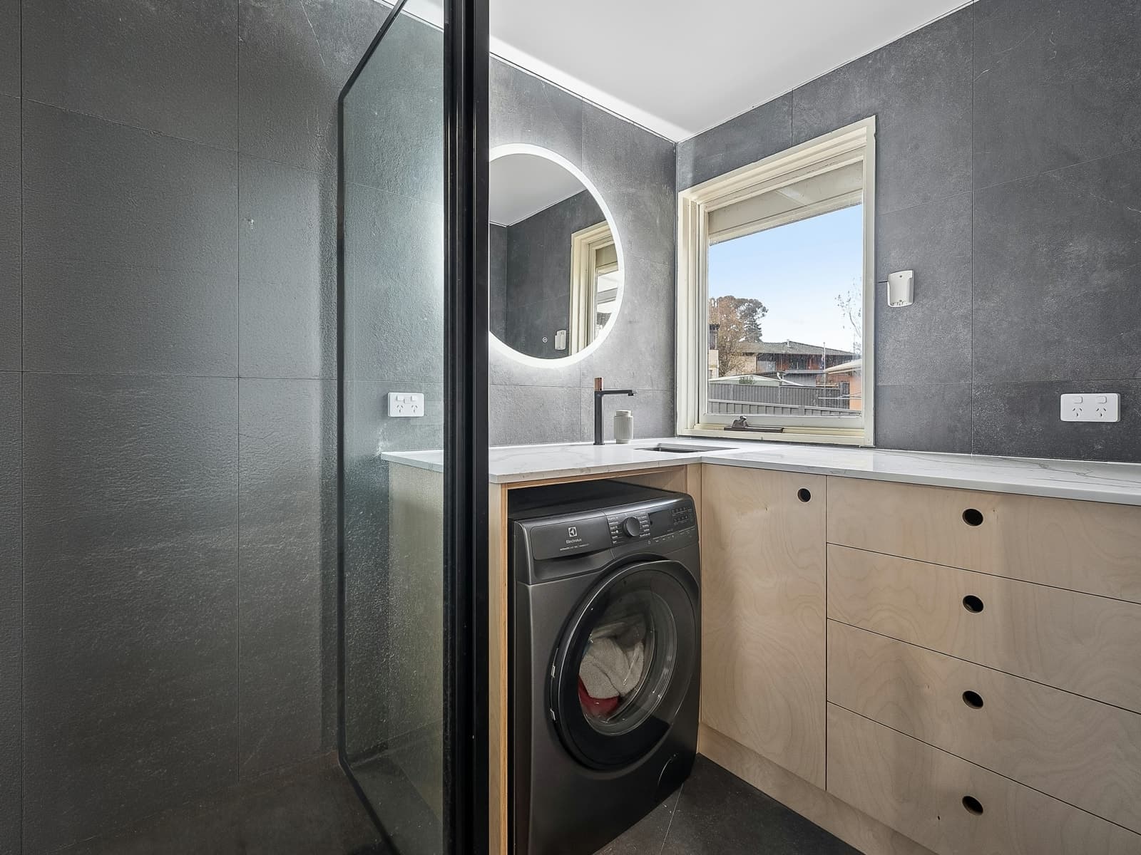13 Rivett Place, KELSO, Kelso - Thumbnail 8