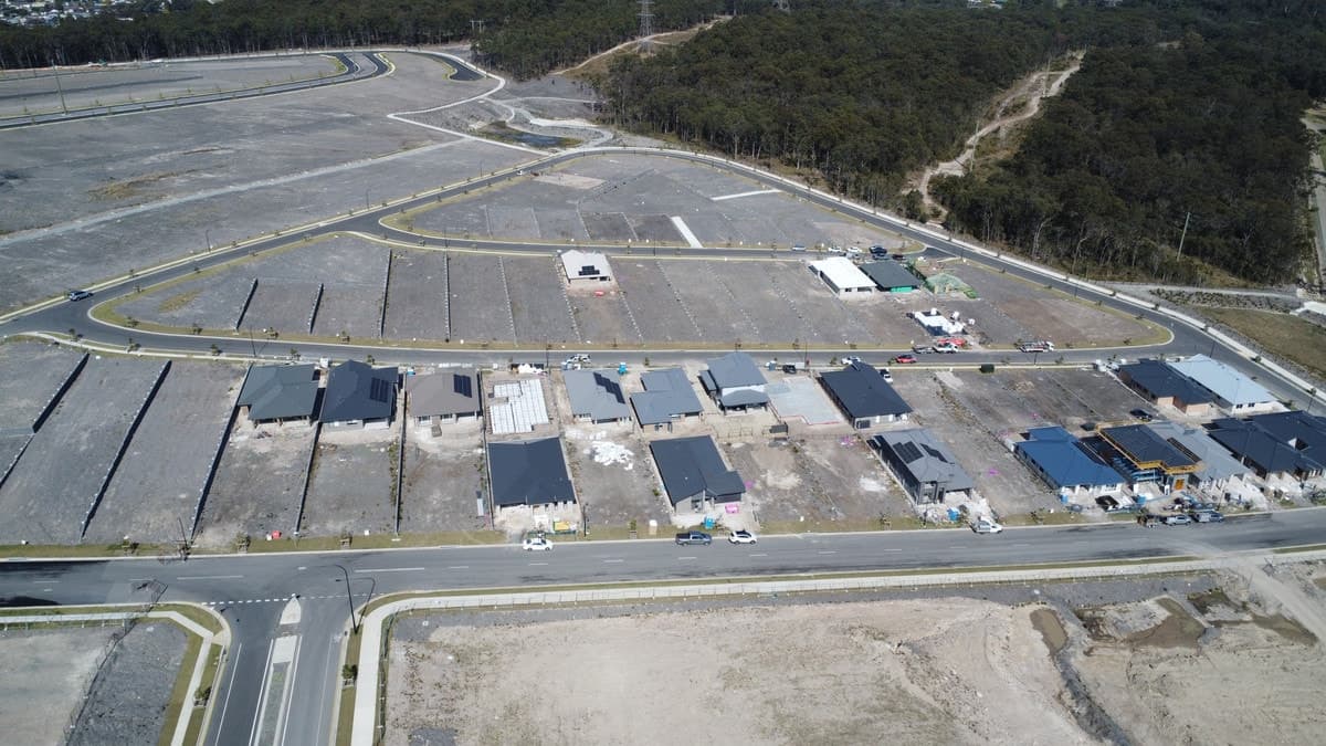 Lot 427 / 70 Pembroke Avenue, Edgeworth NSW 2285, Edgeworth - Thumbnail 2