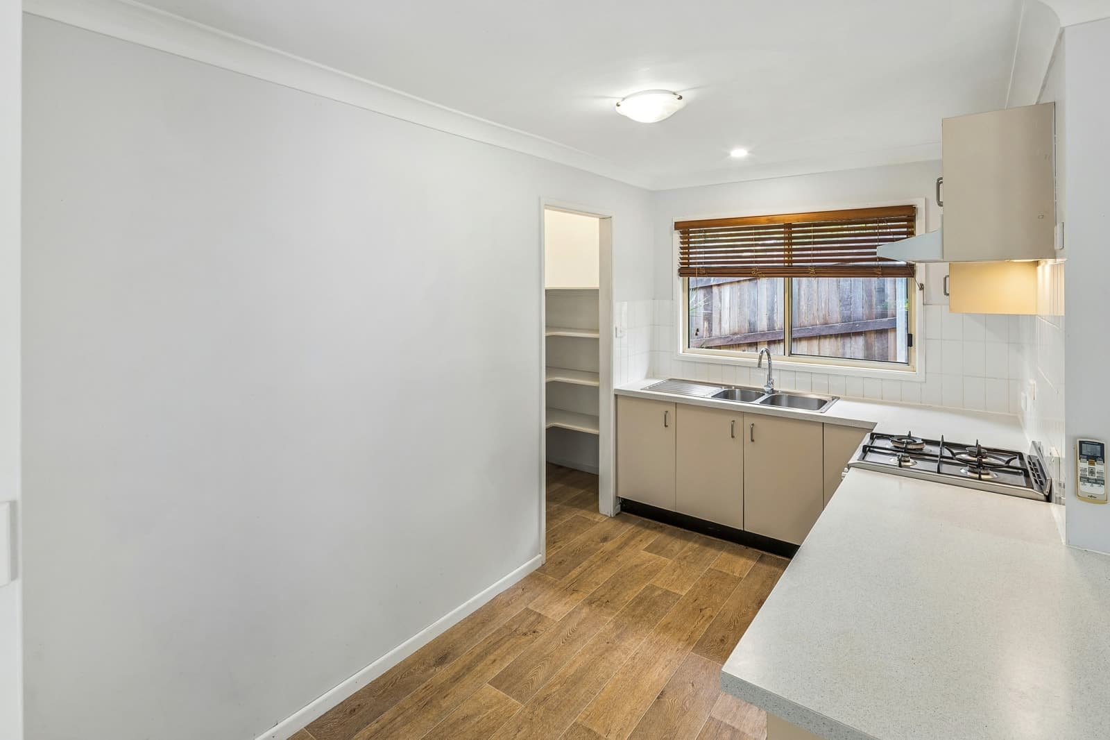 1/42 De Castella Drive, BOAMBEE EAST, Boambee East - Thumbnail 3