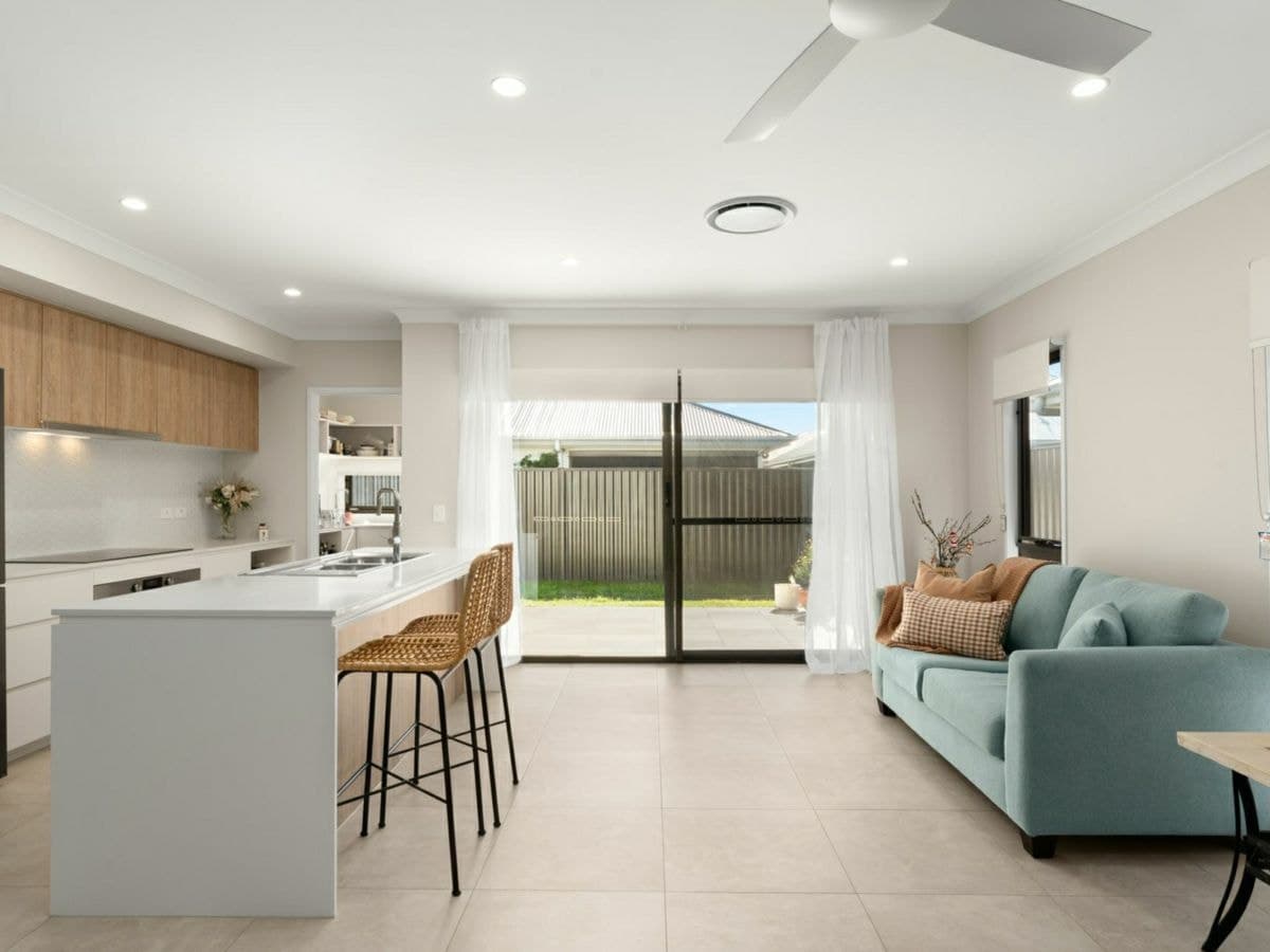 11 Jordan Street, JIMBOOMBA, Jimboomba - Thumbnail 5