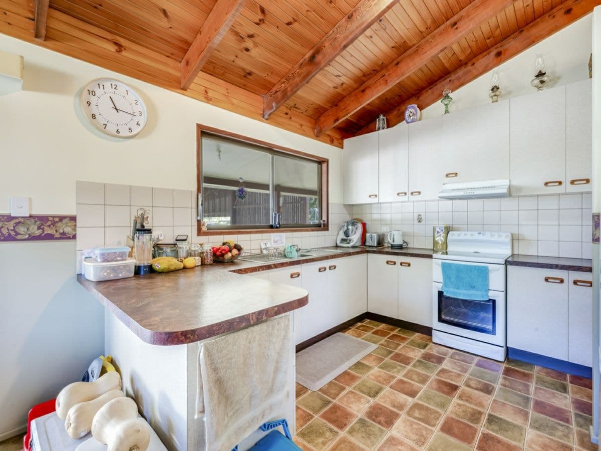 382 Quinns Road, MOORLAND, Moorland - Thumbnail 5