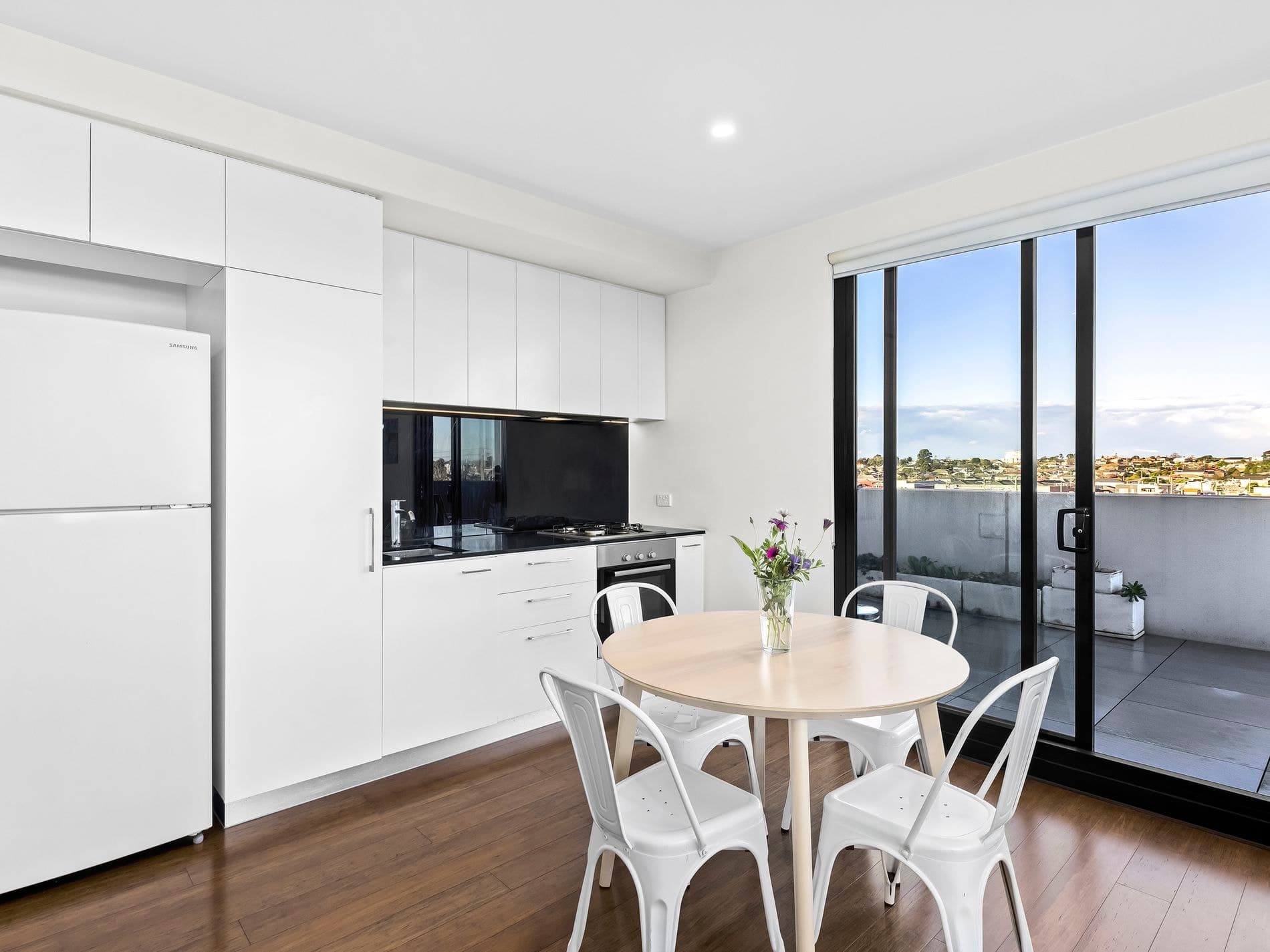 405 / 10 clinch avenue, PRESTON, Preston - Thumbnail 3