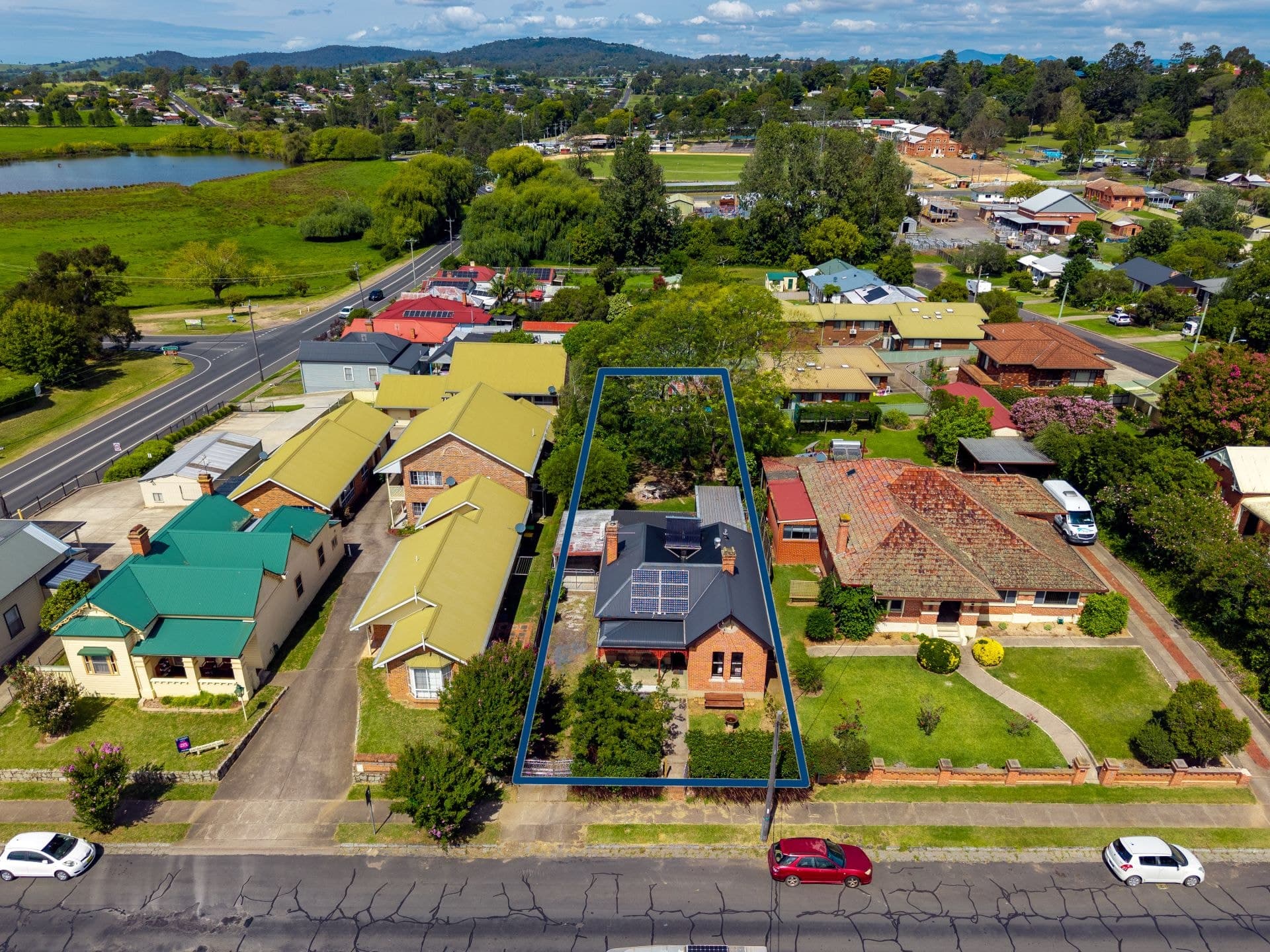 32 Carp Street Bega NSW, Bega - Thumbnail 4