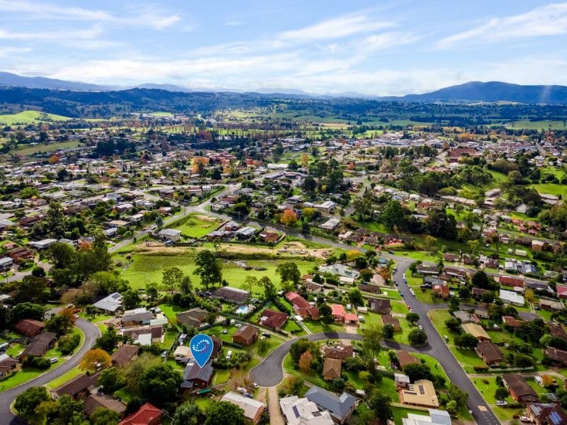 13 Hart Crescent Bega NSW, Bega - Thumbnail 2