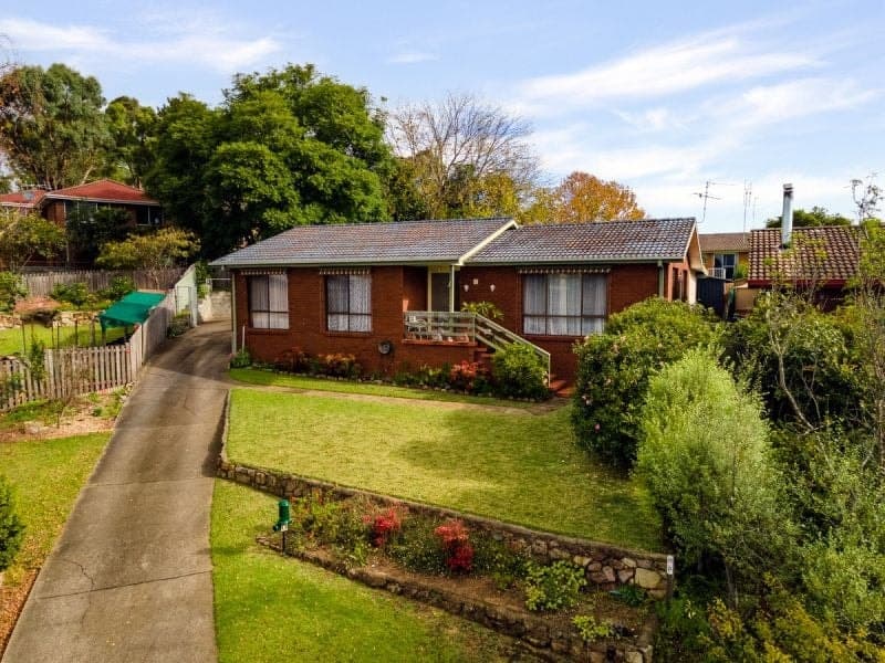 13 Hart Crescent Bega NSW, Bega - Thumbnail 3