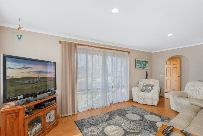 13 Hart Crescent Bega NSW, Bega - Thumbnail 6