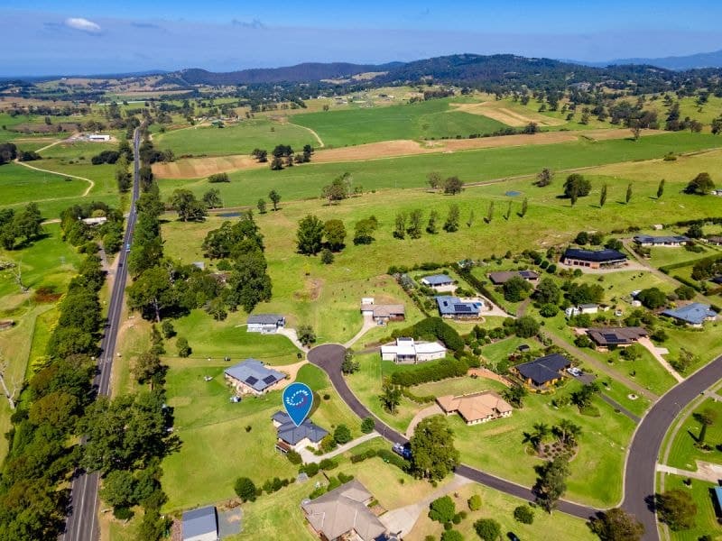 5 Denison Close Bega NSW, Bega - Image 1
