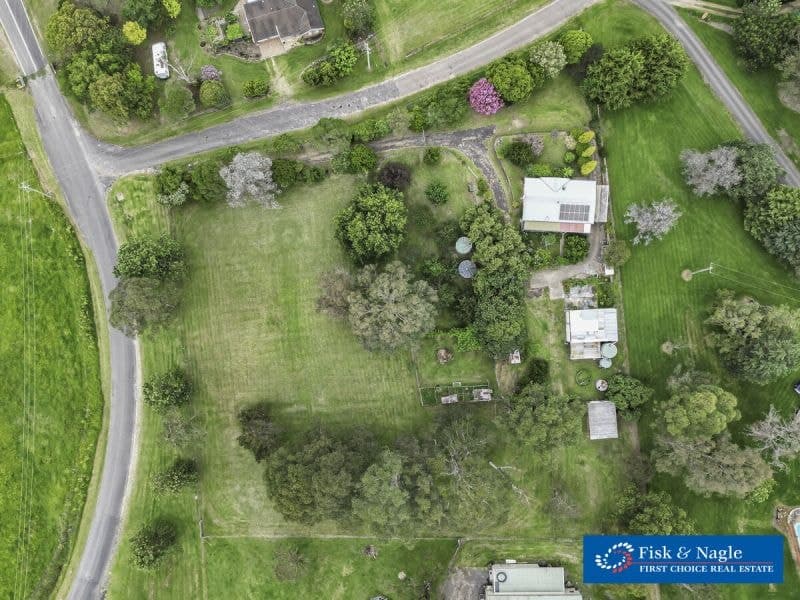 2 Miners Close Bega NSW, Bega - Image 1