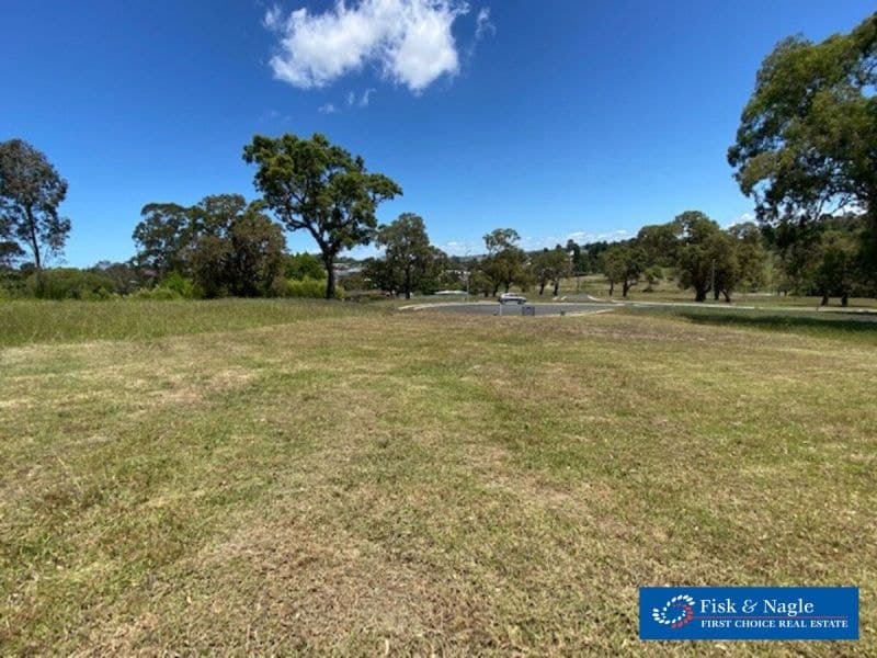 21 Sea Lace Place Bega NSW, Bega - Image 1