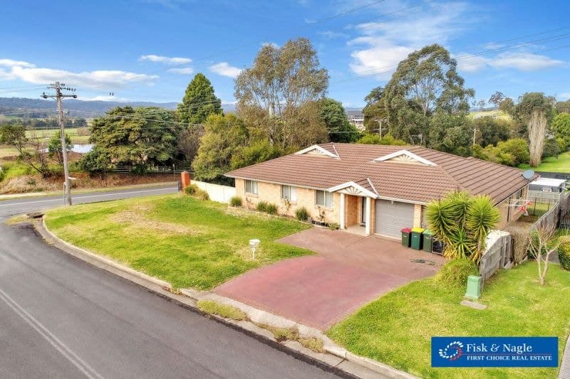 2 Howard Avenue Bega NSW, Bega - Thumbnail 2