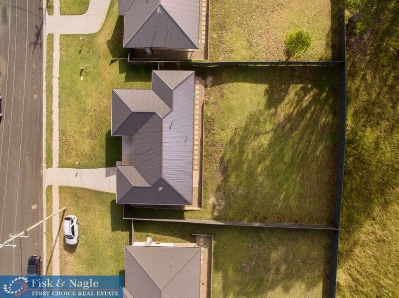 38 Howard Avenue, Bega, Bega - Thumbnail 2