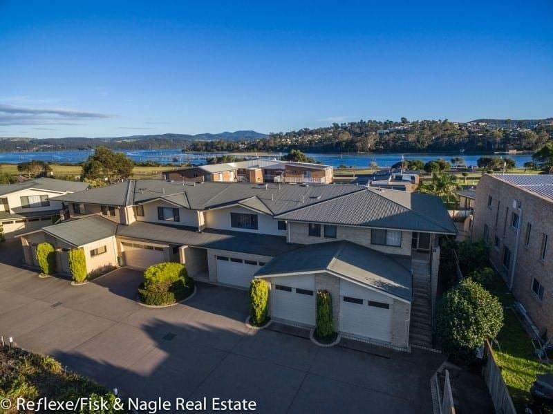 2/59a Ocean Drive Merimbula NSW, Merimbula - Thumbnail 3