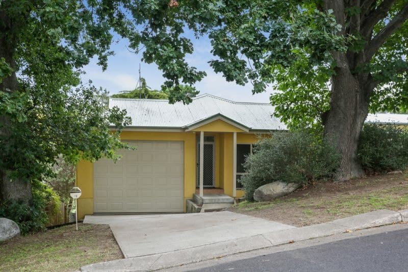 16 Belmore Street Bega NSW, Bega - Thumbnail 2