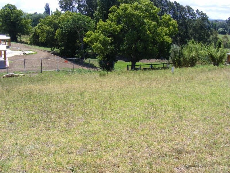16 Millowine Lane Bega NSW, Bega - Thumbnail 2