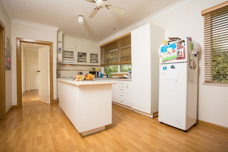 16 Thawa Close Bega NSW, Bega - Thumbnail 5