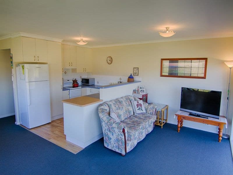 74 Max Slater Drive Bega NSW, Bega - Thumbnail 4