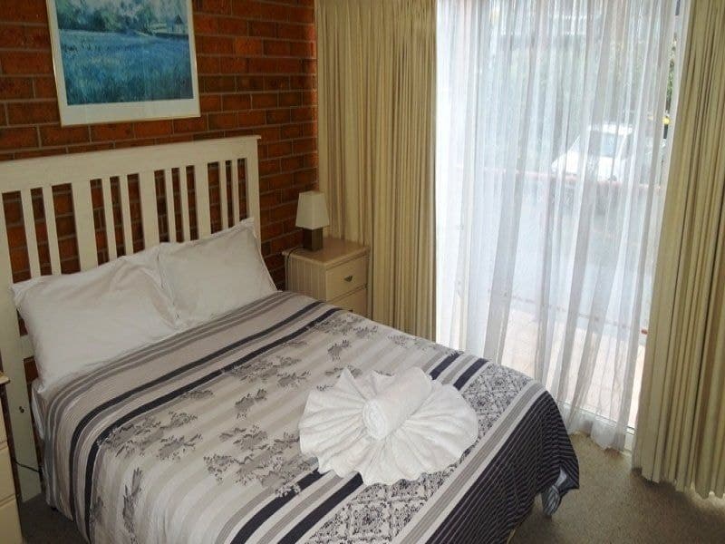8/1-Jul Oceanview Avenue Merimbula NSW, Merimbula - Thumbnail 2