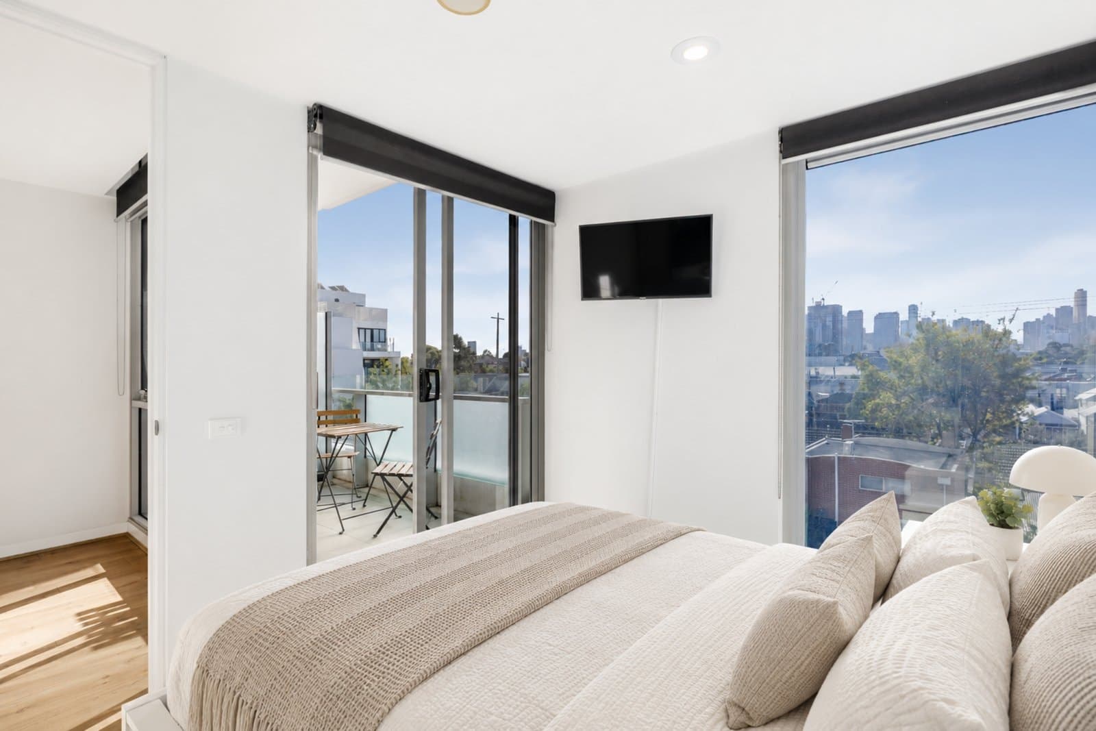 317/99 Dow Street, Port Melbourne, Port Melbourne - Thumbnail 8