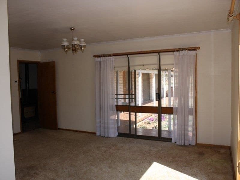 5 Kiah Avenue, COOMA, Cooma - Thumbnail 5