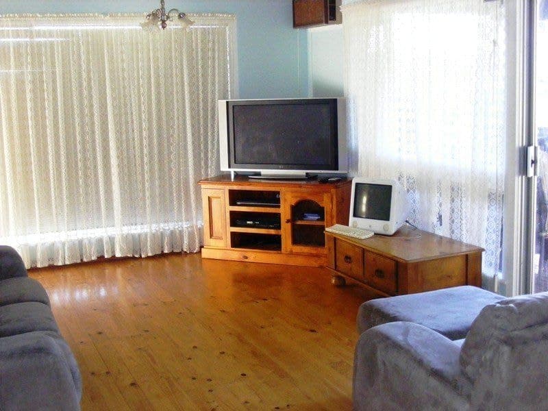 10 Koolgarra Drive, Bega, Bega - Thumbnail 6