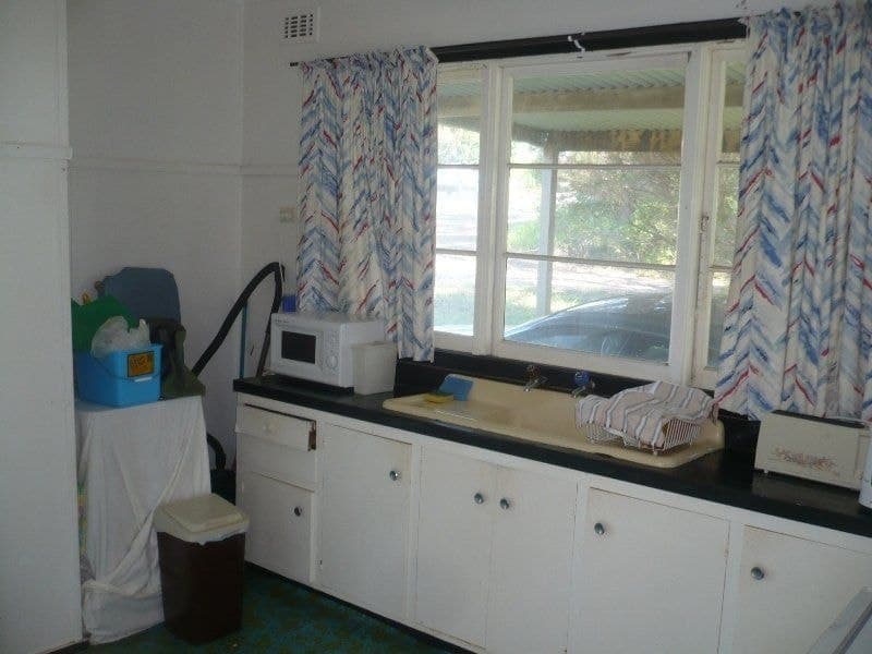 27 Lakeview Avenue, Merimbula, Merimbula - Thumbnail 6