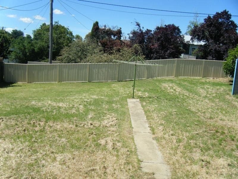 4 Kiewa Place, COOMA, Cooma - Image 1