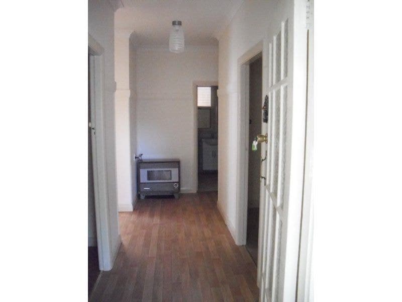 82 Bombala Street, COOMA, Cooma - Thumbnail 4