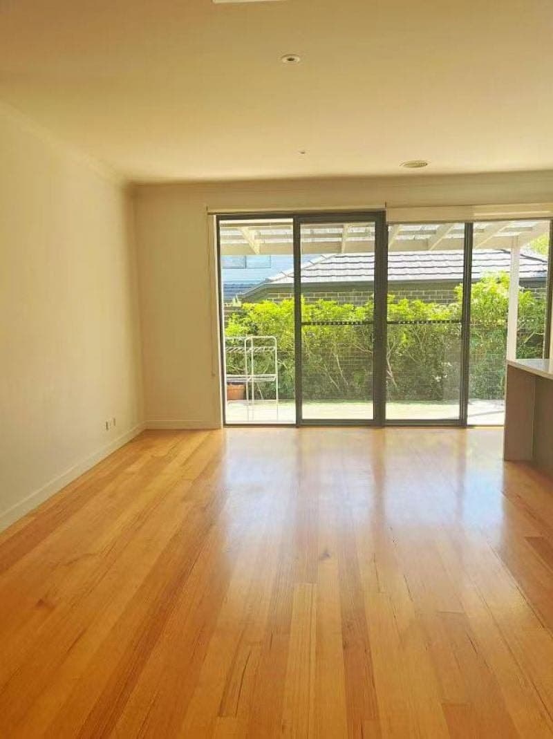 2/12 Carmody Street Burwood VIC, Burwood - Thumbnail 3