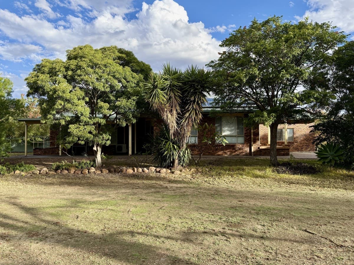 16 Callaille Avenue, Moree, Moree - Thumbnail 2