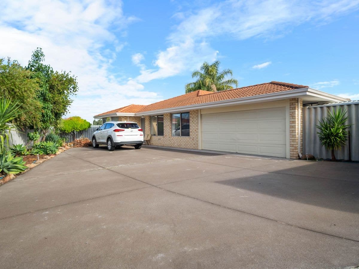 7 Riverside Lane, Seville Grove, Seville Grove - Thumbnail 2