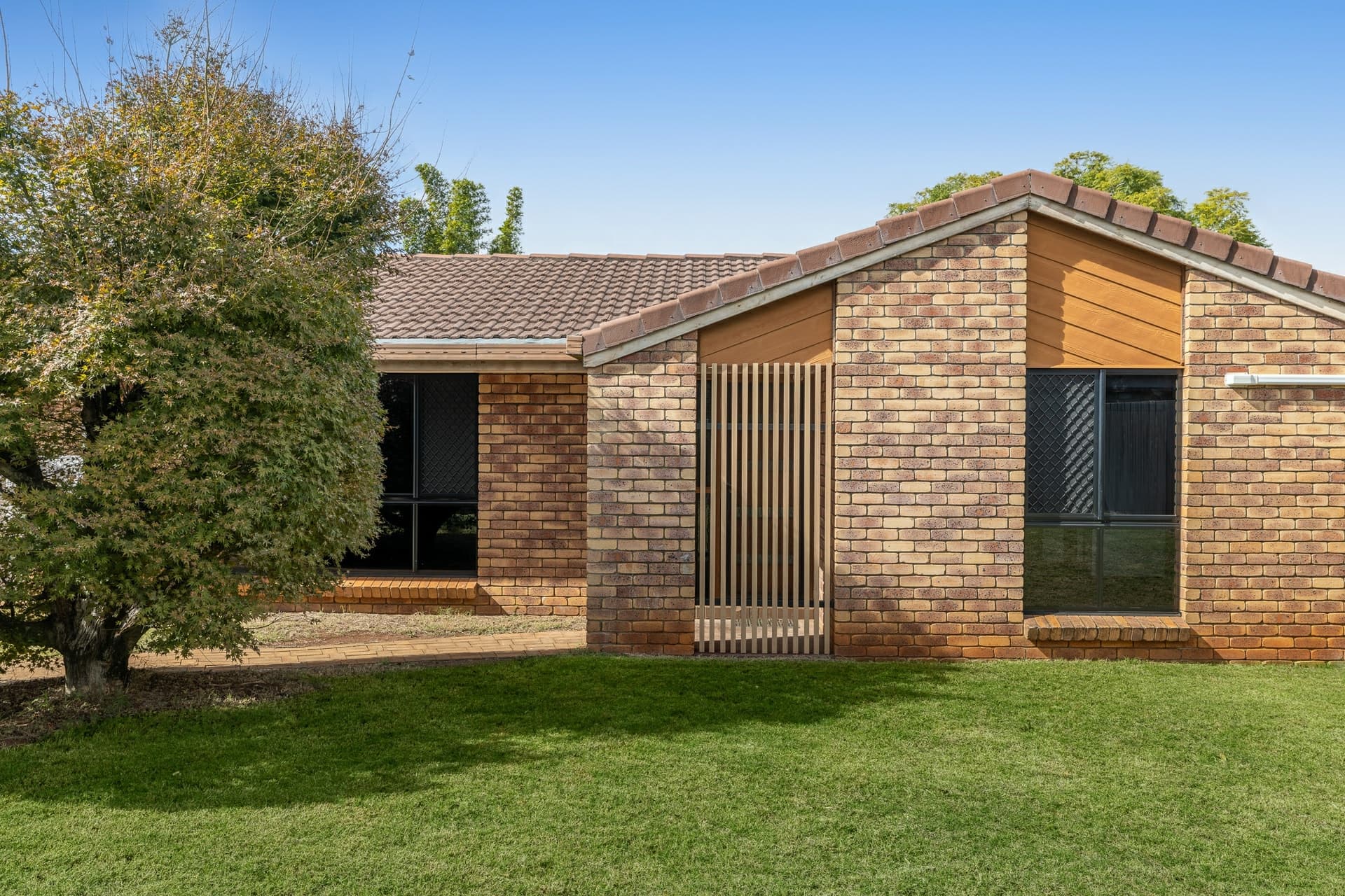6 Drewery Street, Wilsonton, Wilsonton - Image 1