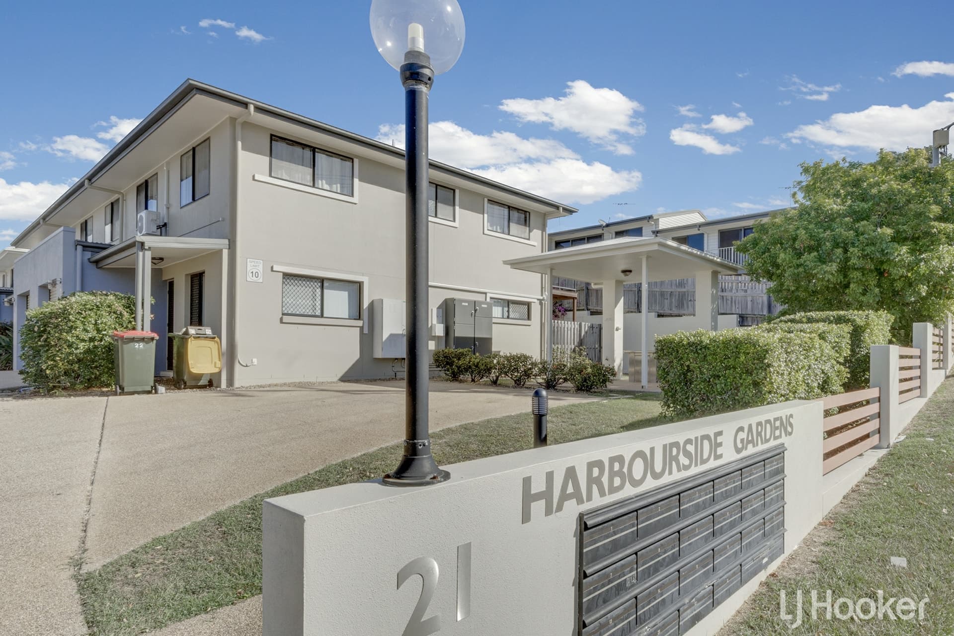 16/21 Roberts Street, South Gladstone, South Gladstone - Thumbnail 2