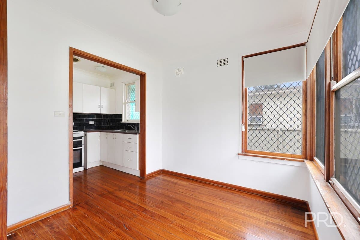 11 Cossa Street, TAMWORTH NSW 2340, Tamworth - Thumbnail 4
