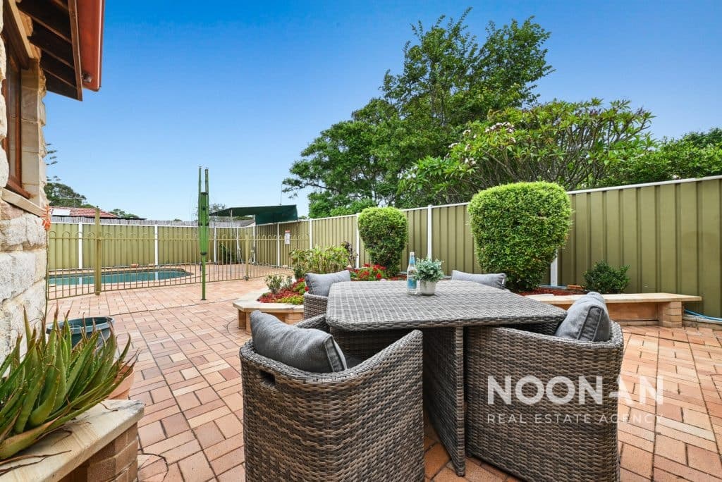 21 Baringa Road, Mortdale - Thumbnail 2